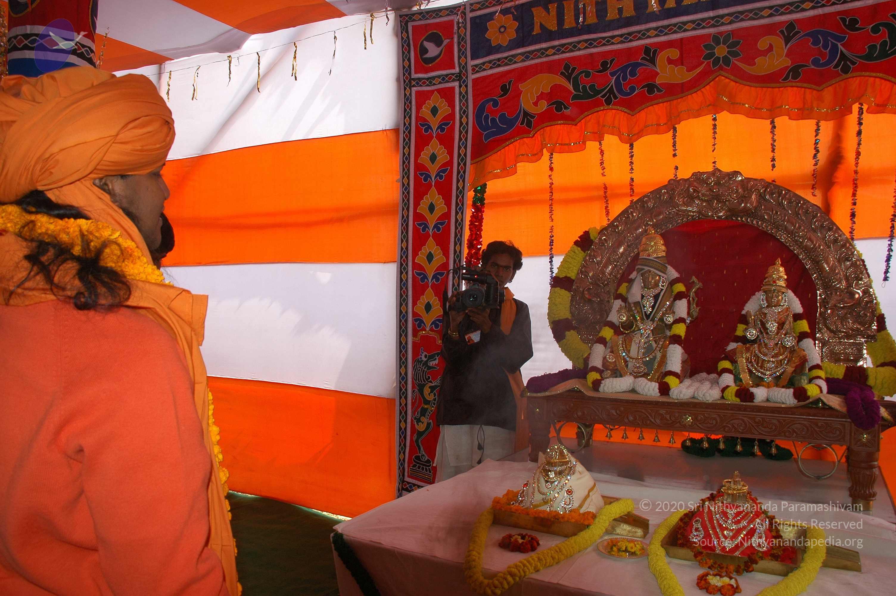 india-Ashram-Dic.30-31-1 -.05-06 261_CMP_WM